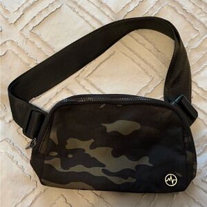 Camouflage Black Waist Bag